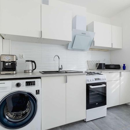 Colorful Studio Near The Spodek Arena In Katowice By Noclegi Renters מראה חיצוני תמונה