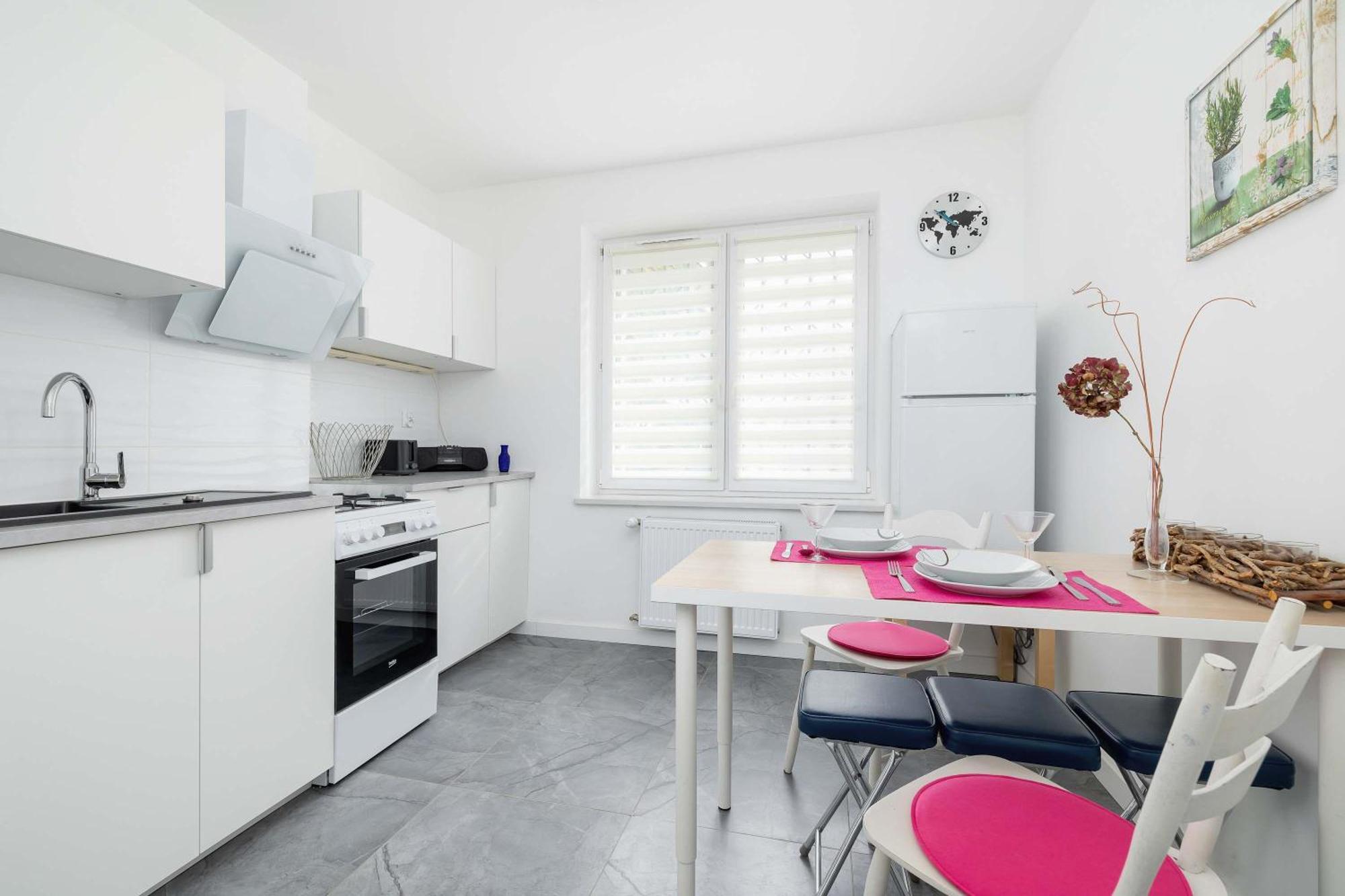 Colorful Studio Near The Spodek Arena In Katowice By Noclegi Renters מראה חיצוני תמונה